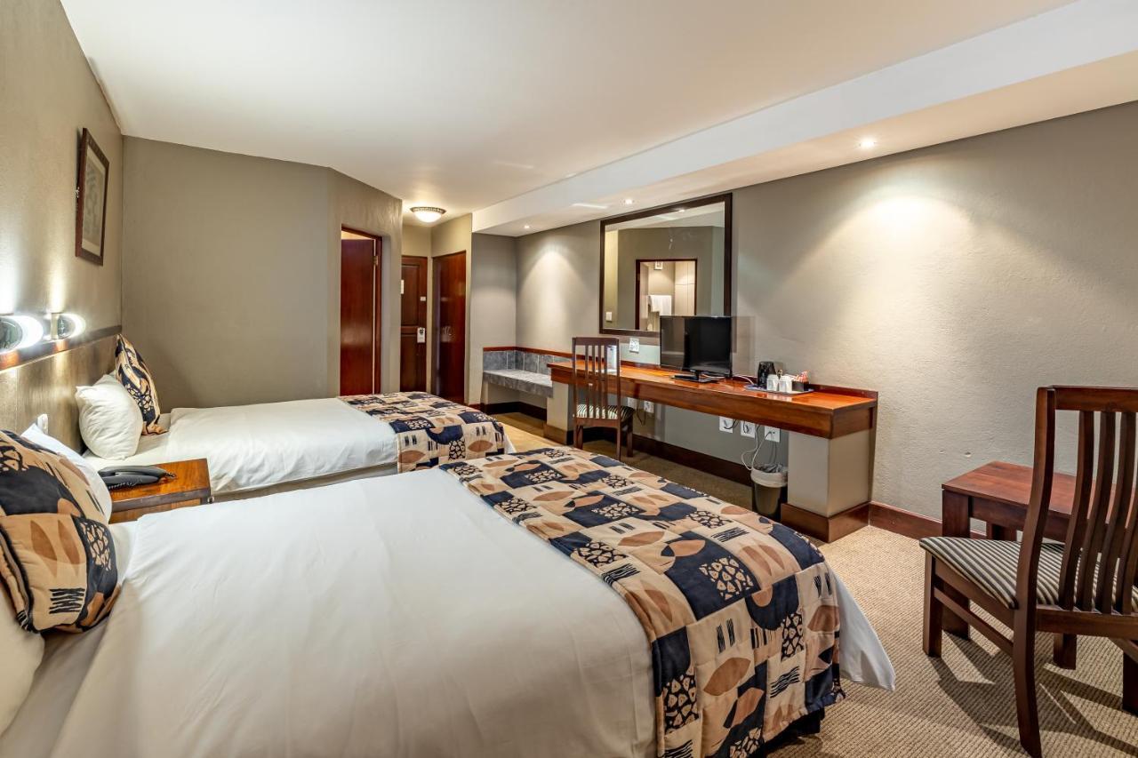 African Sky Hotels - Pine Lake Inn White River Zewnętrze zdjęcie