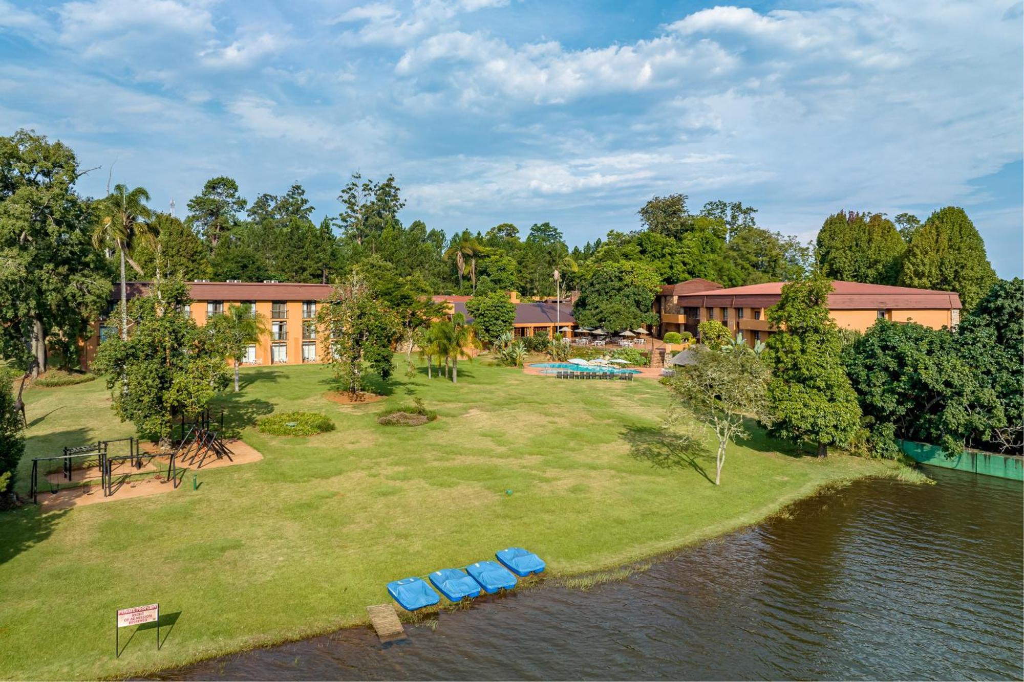 African Sky Hotels - Pine Lake Inn White River Zewnętrze zdjęcie