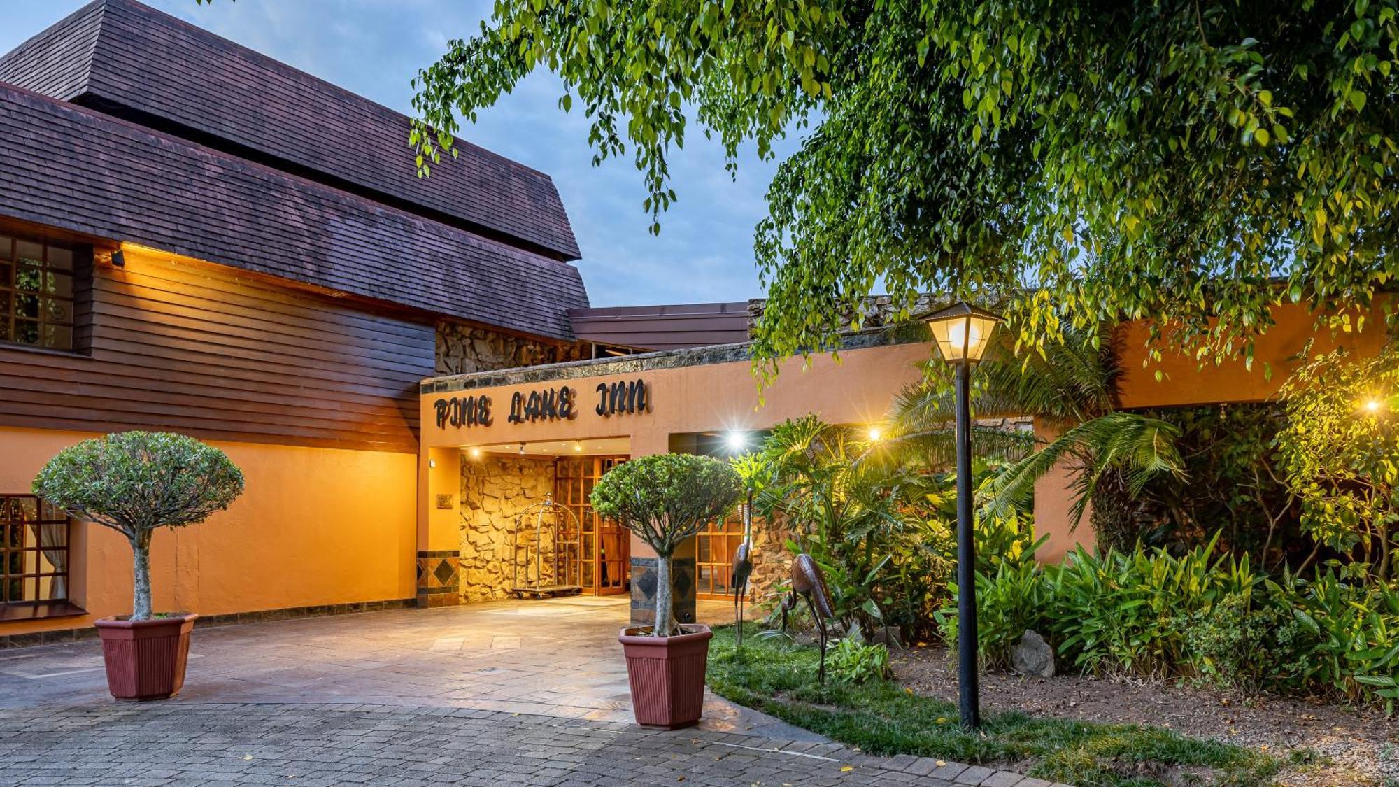 African Sky Hotels - Pine Lake Inn White River Zewnętrze zdjęcie