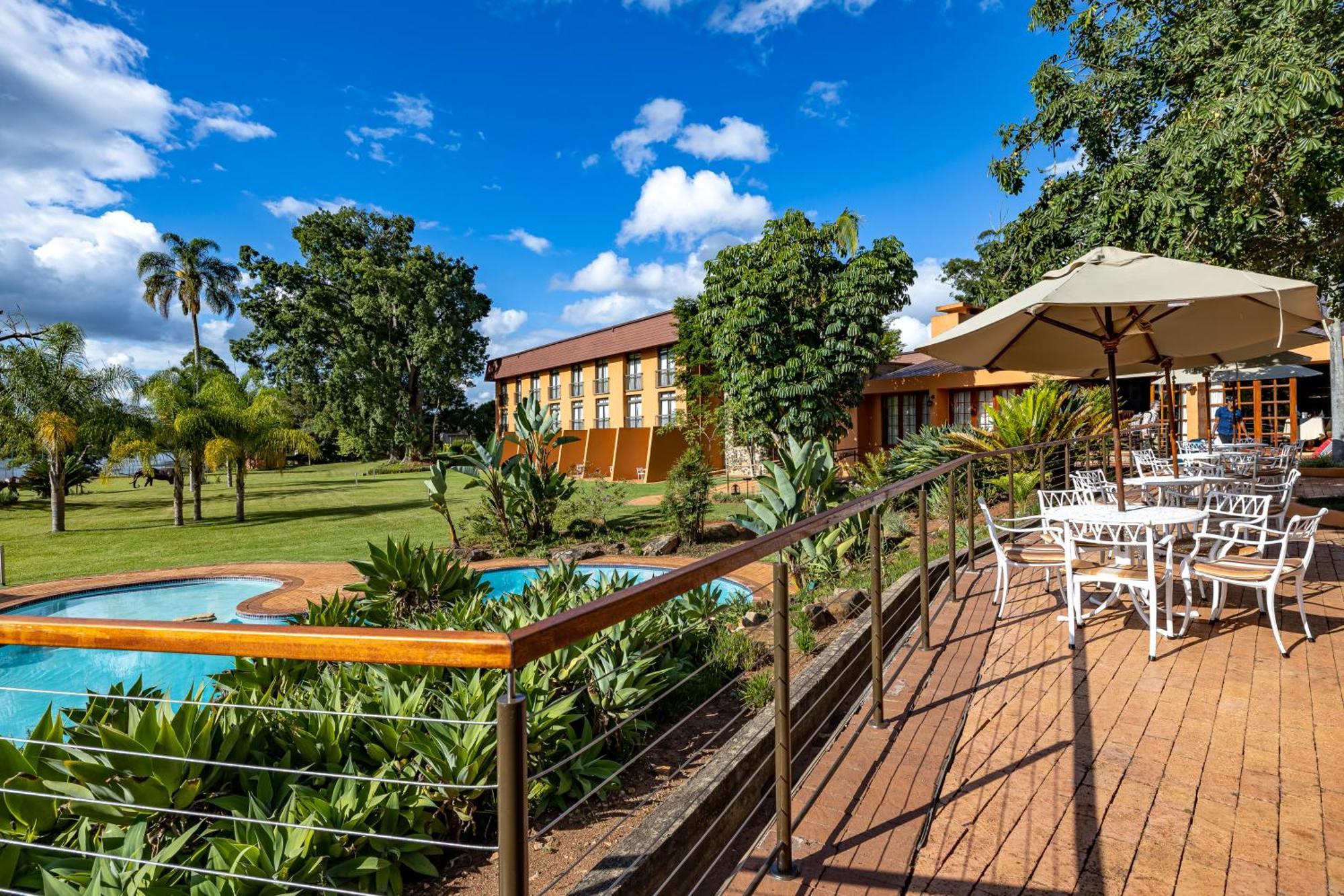 African Sky Hotels - Pine Lake Inn White River Zewnętrze zdjęcie