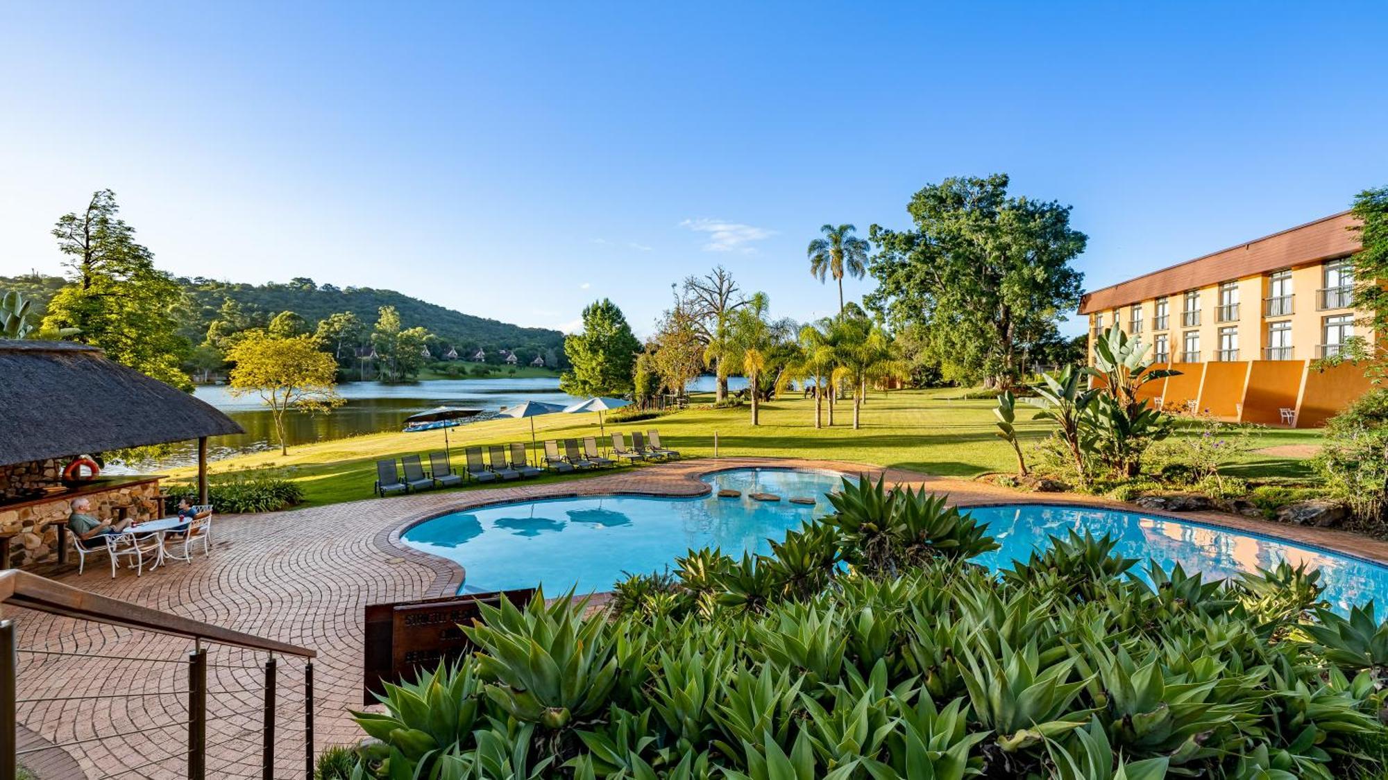 African Sky Hotels - Pine Lake Inn White River Zewnętrze zdjęcie